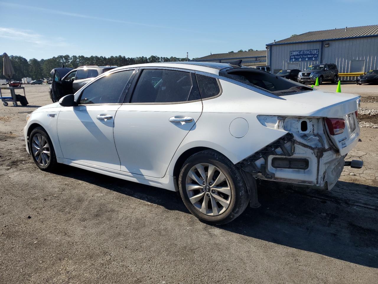 2017 KIA Optima VIN 5XXGU4L32HG138276 Copart auction photo, rear end / minor dent/scratches damage thumbnail 2