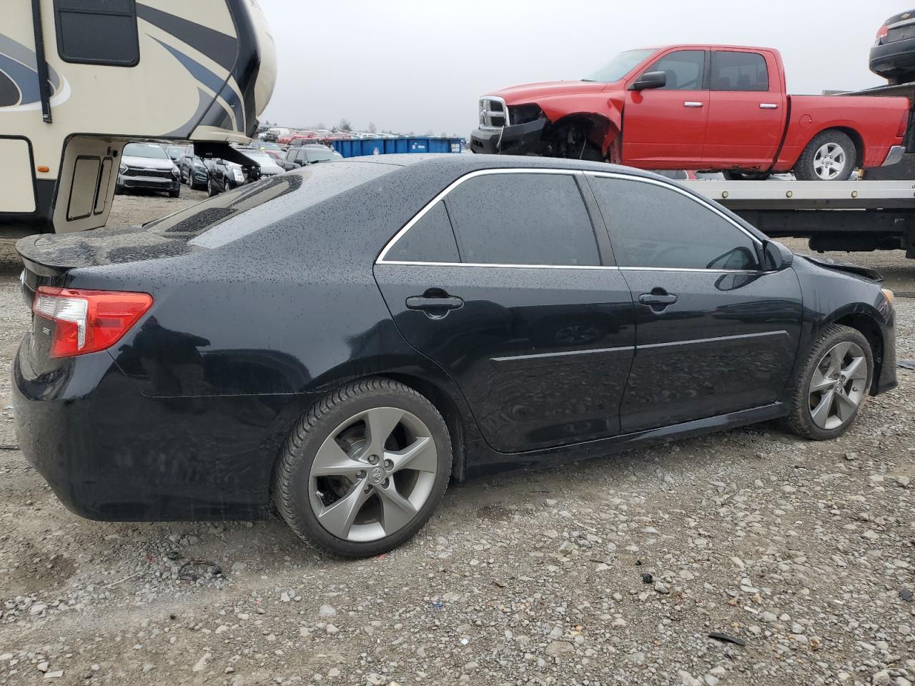 2014 Toyota Camry VIN 4T1BF1FK0EU321148 Copart auction photo, front end damage thumbnail 3
