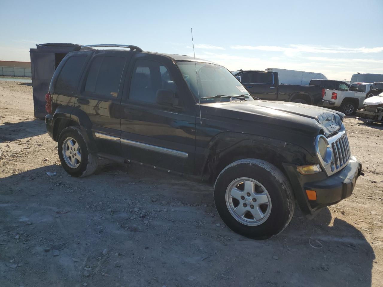 2006 Jeep Liberty (North America) VIN 1J4GK58K56W109033 Copart auction photo, front end damage thumbnail 4
