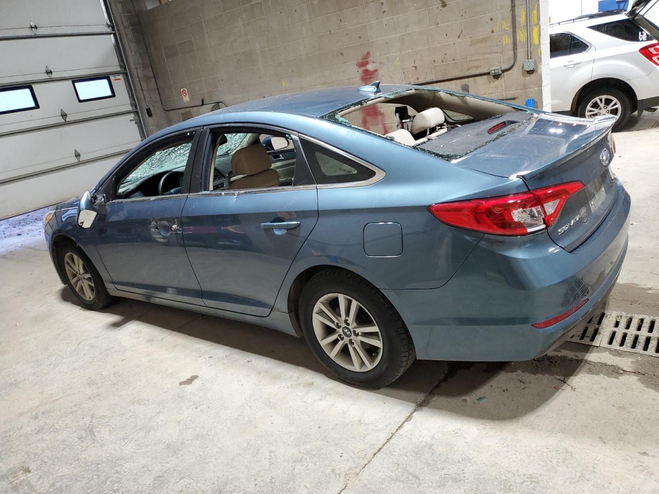 2015 Hyundai Sonata VIN 5NPE24AF3FH186235 Copart auction photo, vandalism / all over damage thumbnail 2