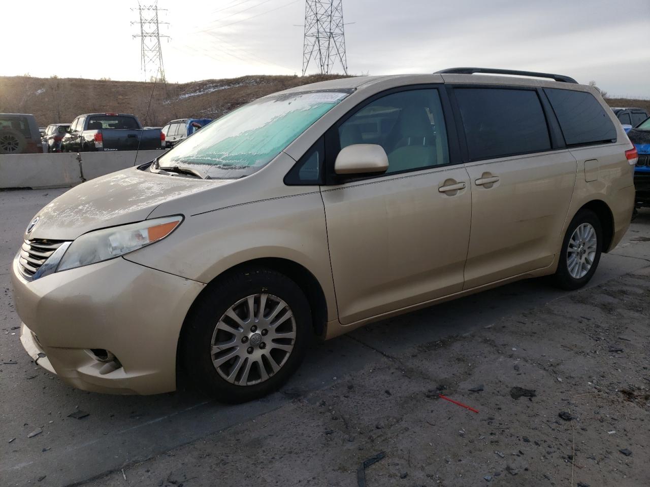 2011 Toyota Sienna VIN 5TDKK3DC9BS035967