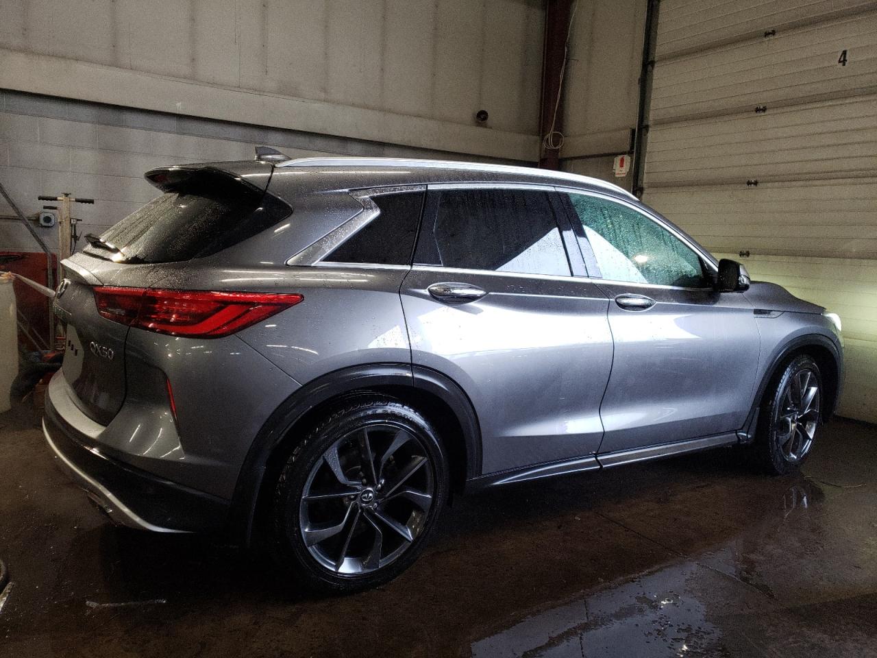 2019 Infiniti QX50 VIN 3PCAJ5M31KF116055 Copart auction photo, front end / minor dent/scratches damage thumbnail 3