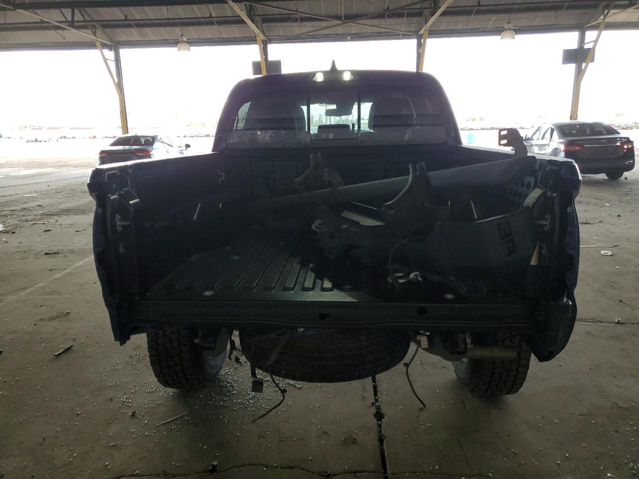 2022 Toyota Tacoma VIN 3TMCZ5AN3NM454595 Copart auction photo, rear end / minor dent/scratches damage thumbnail 6