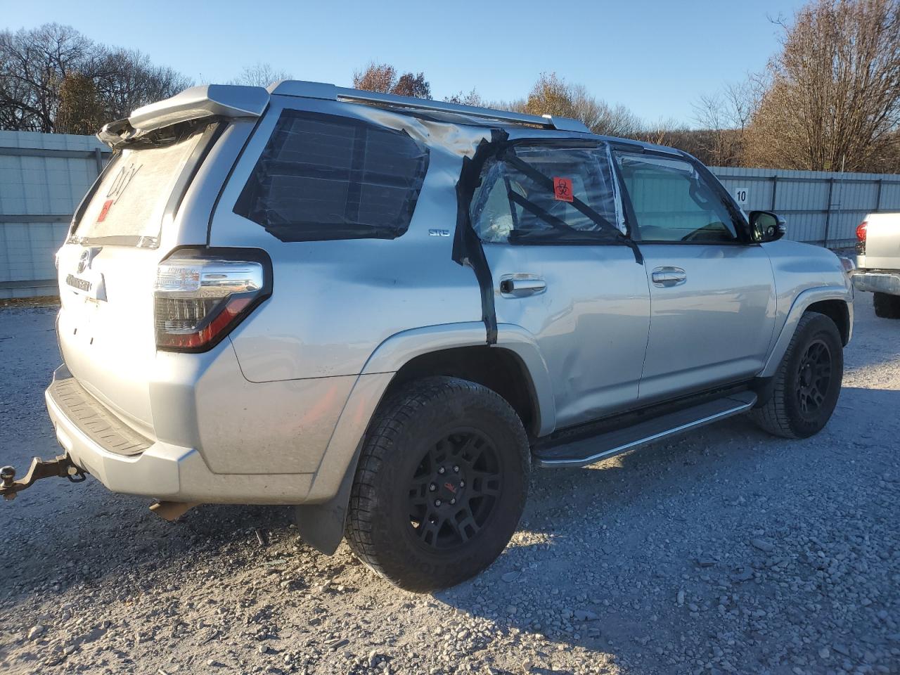 2016 Toyota 4Runner VIN JTEZU5JR8G5125777 Copart auction photo, all over damage thumbnail 3