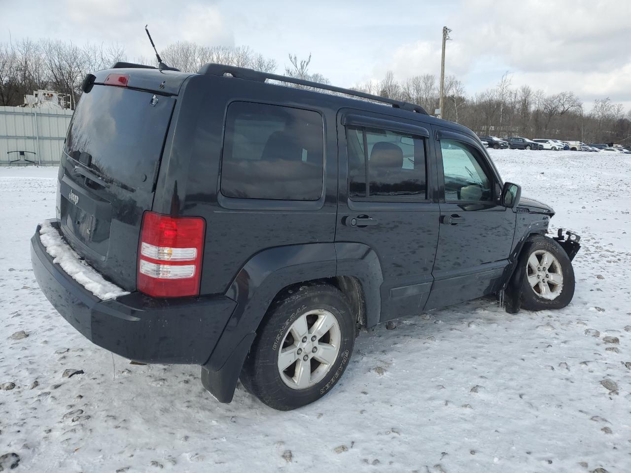 2012 Jeep Liberty (North America) VIN 1C4PJMAK8CW153679 Copart auction photo, front end / undercarriage damage thumbnail 3