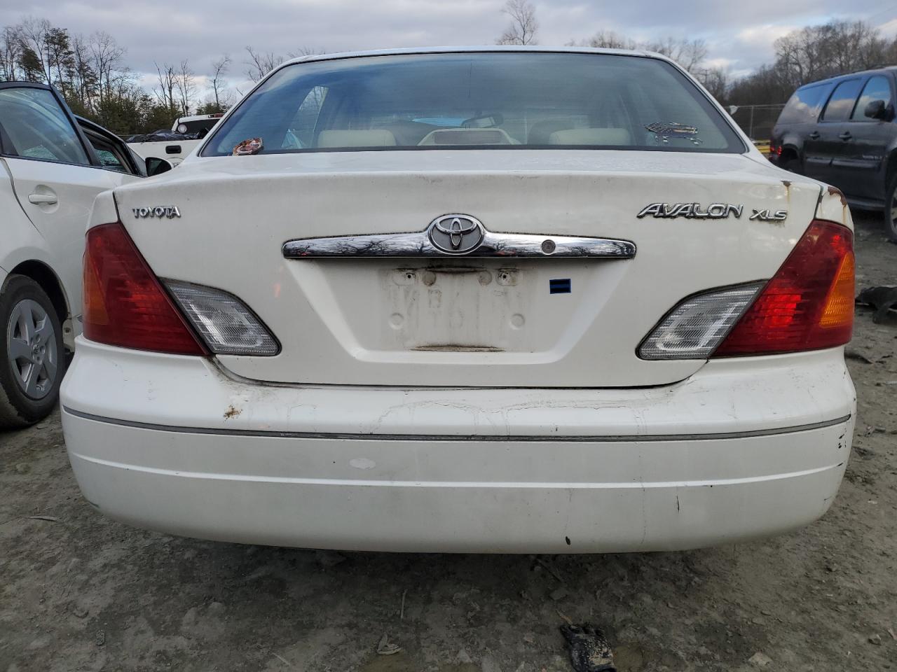 2001 Toyota Avalon VIN 4T1BF28B61U134607 Copart auction photo, front end damage thumbnail 6