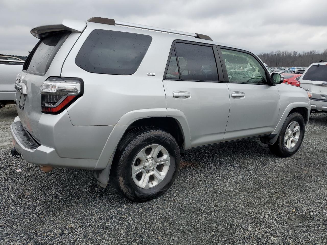 2021 Toyota 4Runner VIN JTEFU5JR8M5229202 Copart auction photo, front end damage thumbnail 3