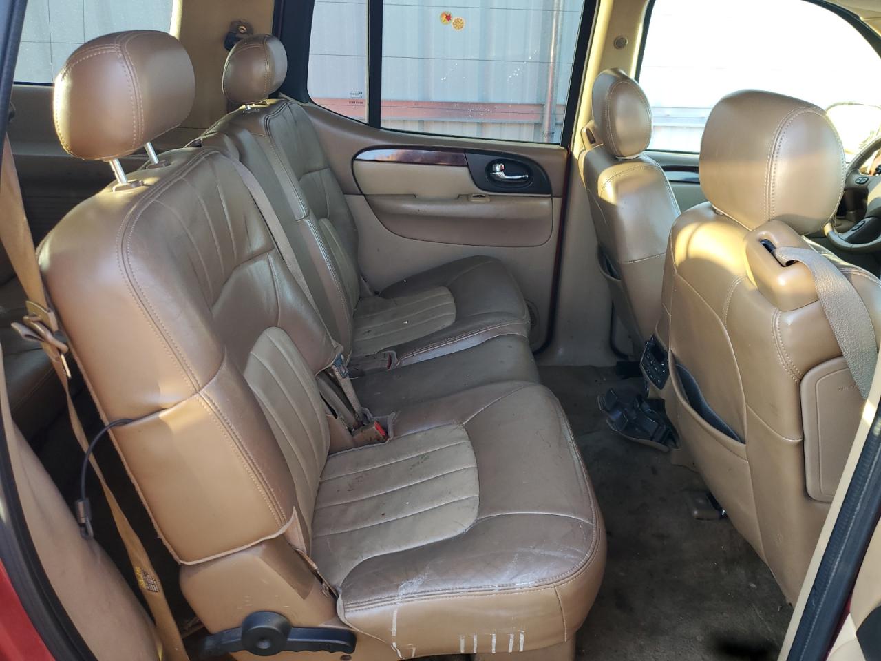2002 GMC Envoy VIN 1GKET16S326115904 Copart auction photo, front end / minor dent/scratches damage thumbnail 11