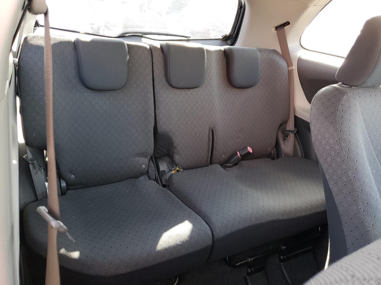 2009 Toyota Yaris VIN JTDJT903495235639 Copart auction photo, minor dent/scratches damage thumbnail 10