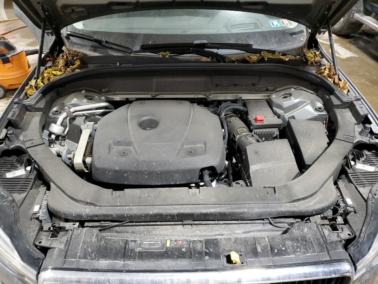 2018 Volvo XC60 VIN YV4A22RKXJ1076039 Copart auction photo, hail / rear end damage thumbnail 12