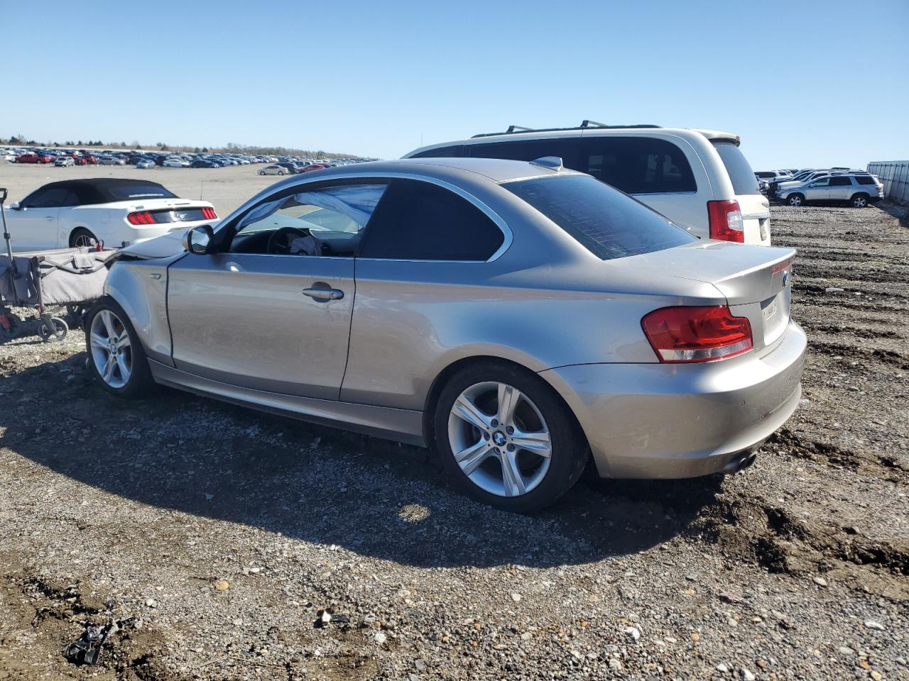 2012 BMW 1er VIN WBAUP7C58CVP23483 Copart auction photo, front end damage thumbnail 2