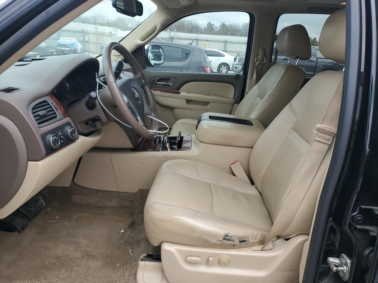 2013 Chevrolet Avalanche VIN 3GNTKGE78DG317989 Copart auction photo, undercarriage damage thumbnail 7