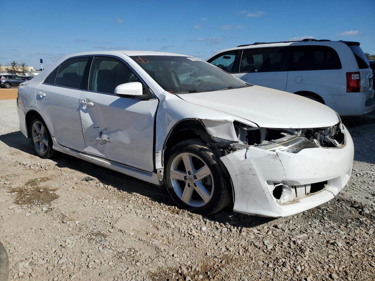 2014 Toyota Camry VIN 4T1BF1FK9EU359736 Copart auction photo, front end / side damage thumbnail 4