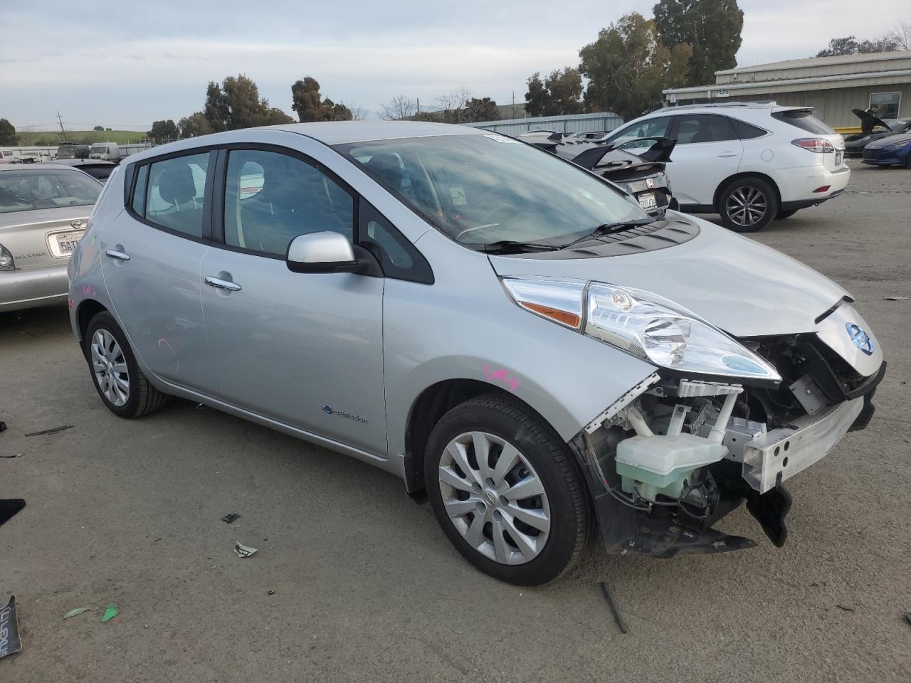 2017 Nissan Leaf VIN 1N4BZ0CP2HC311873 Copart auction photo, front end damage thumbnail 4