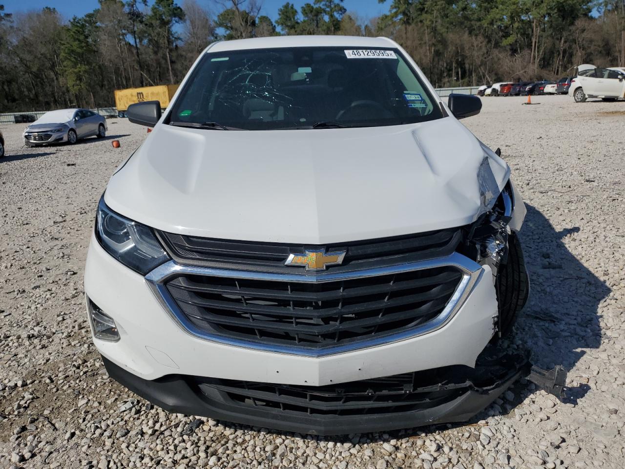 2020 Chevrolet Equinox VIN 2GNAXHEV3L6202949 Copart auction photo, front end / side damage thumbnail 5
