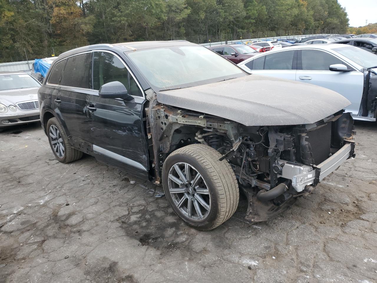 2019 Audi Q7 VIN WA1LHAF79KD027011 Copart auction photo, front end / side damage thumbnail 4