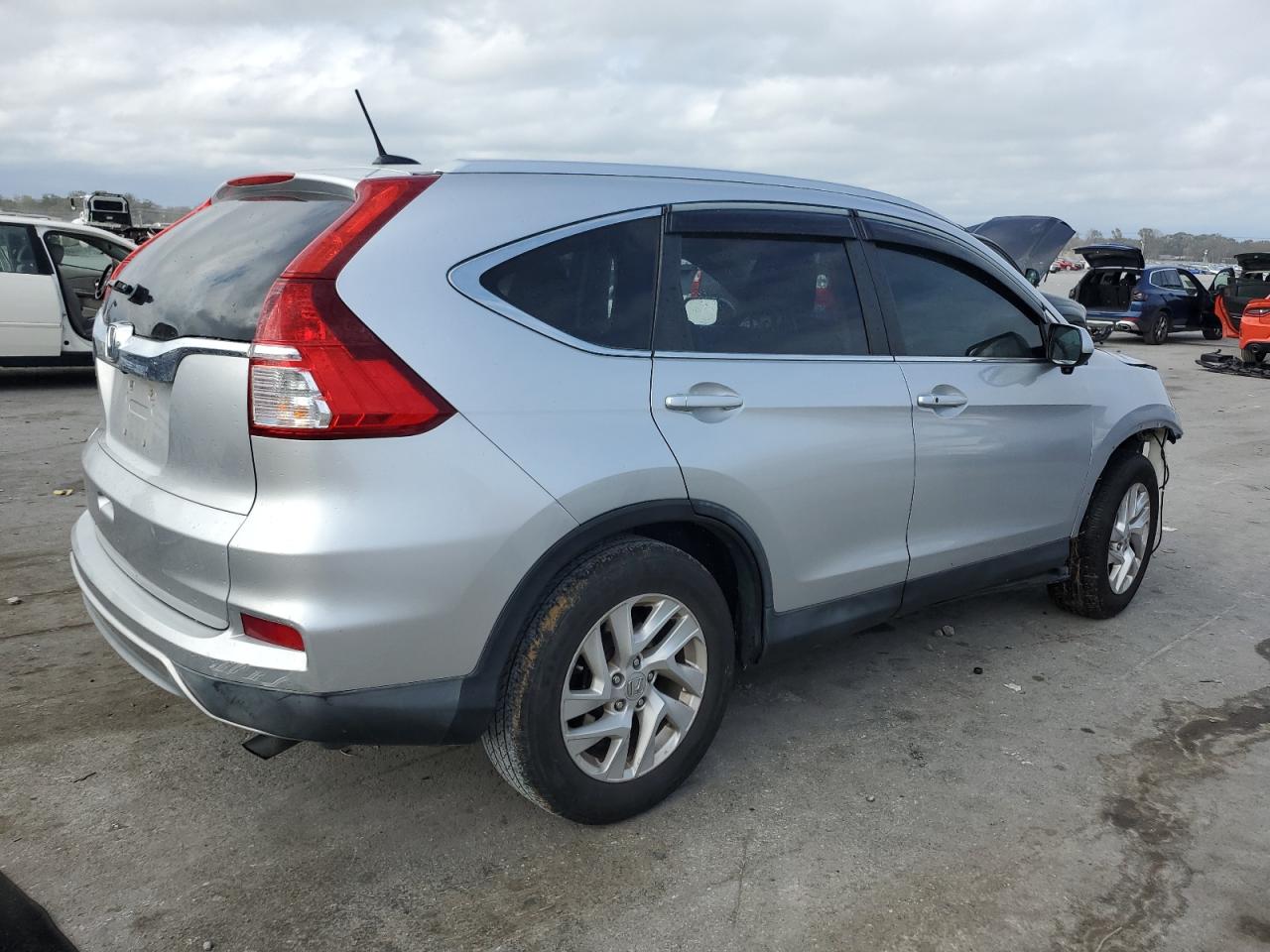2015 Honda CR-V VIN 2HKRM3H72FH538760 Copart auction photo, front end damage thumbnail 3
