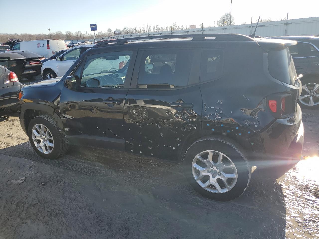 2018 Jeep Renegade VIN ZACCJBBB3JPH37807 Copart auction photo, vandalism damage thumbnail 2