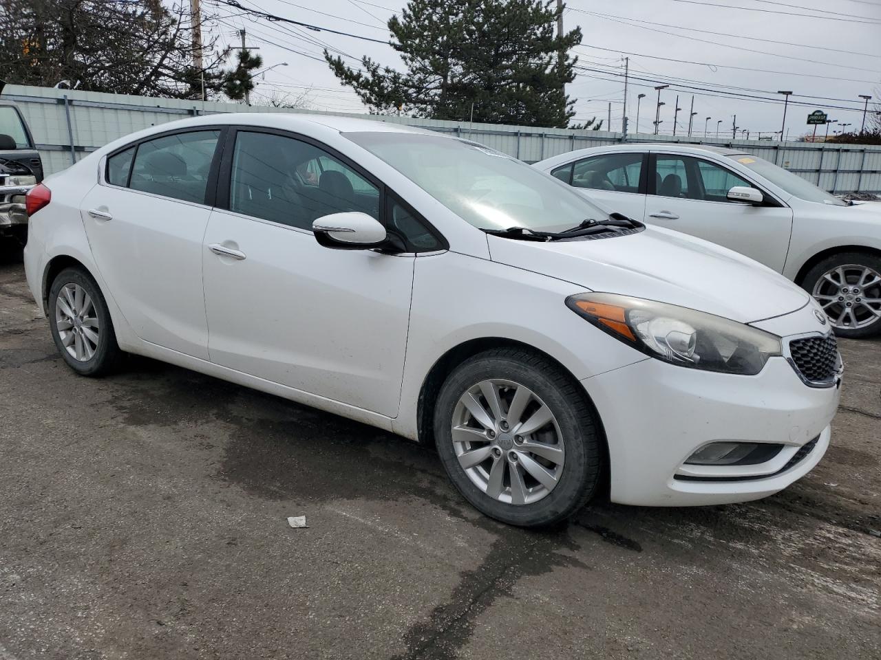 2014 KIA Forte VIN KNAFX4A86E5176334 Copart auction photo, front end damage thumbnail 4