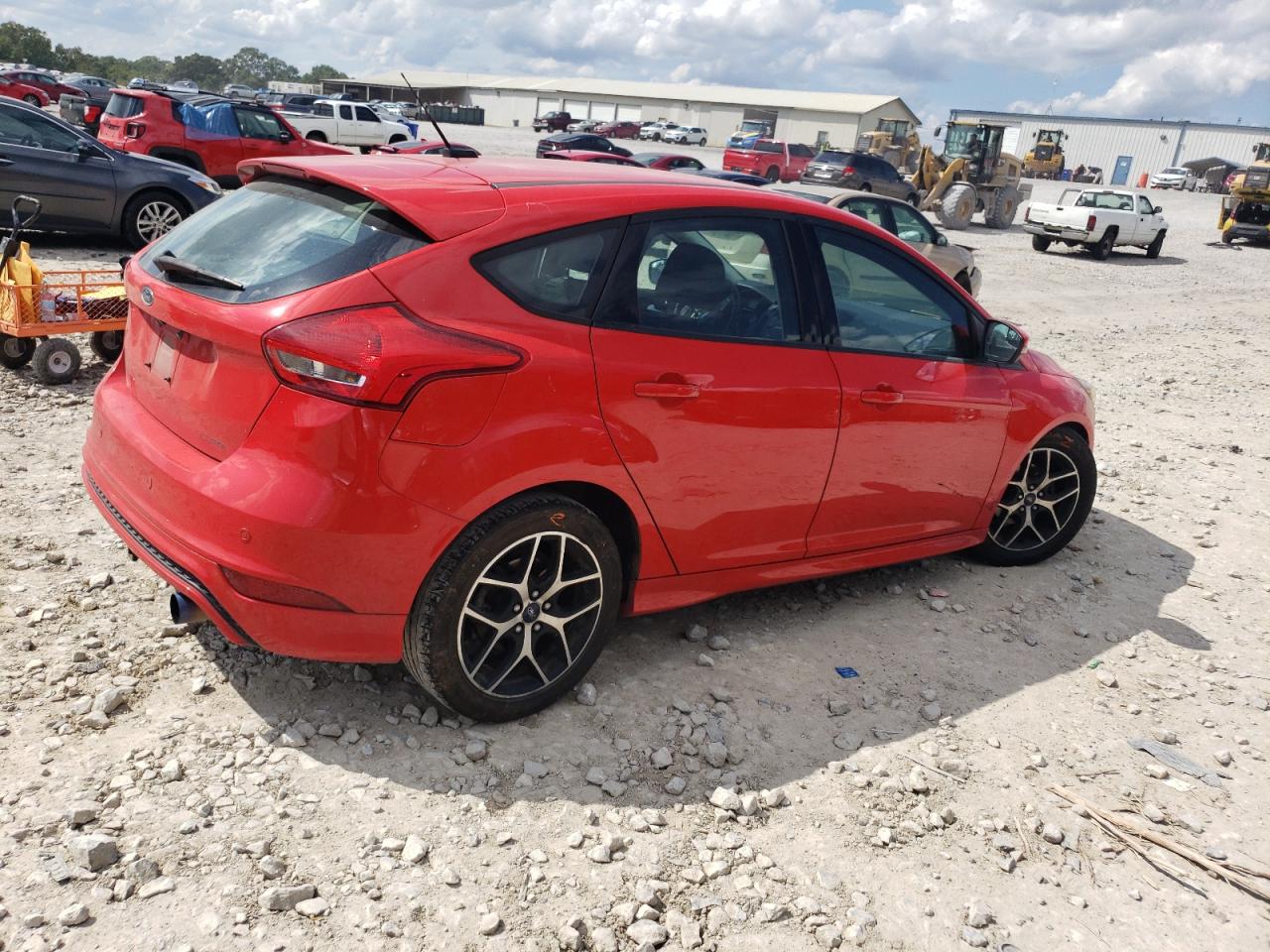 2016 Ford Focus VIN 1FADP3K25GL313928 Copart auction photo, front end / undercarriage damage thumbnail 3