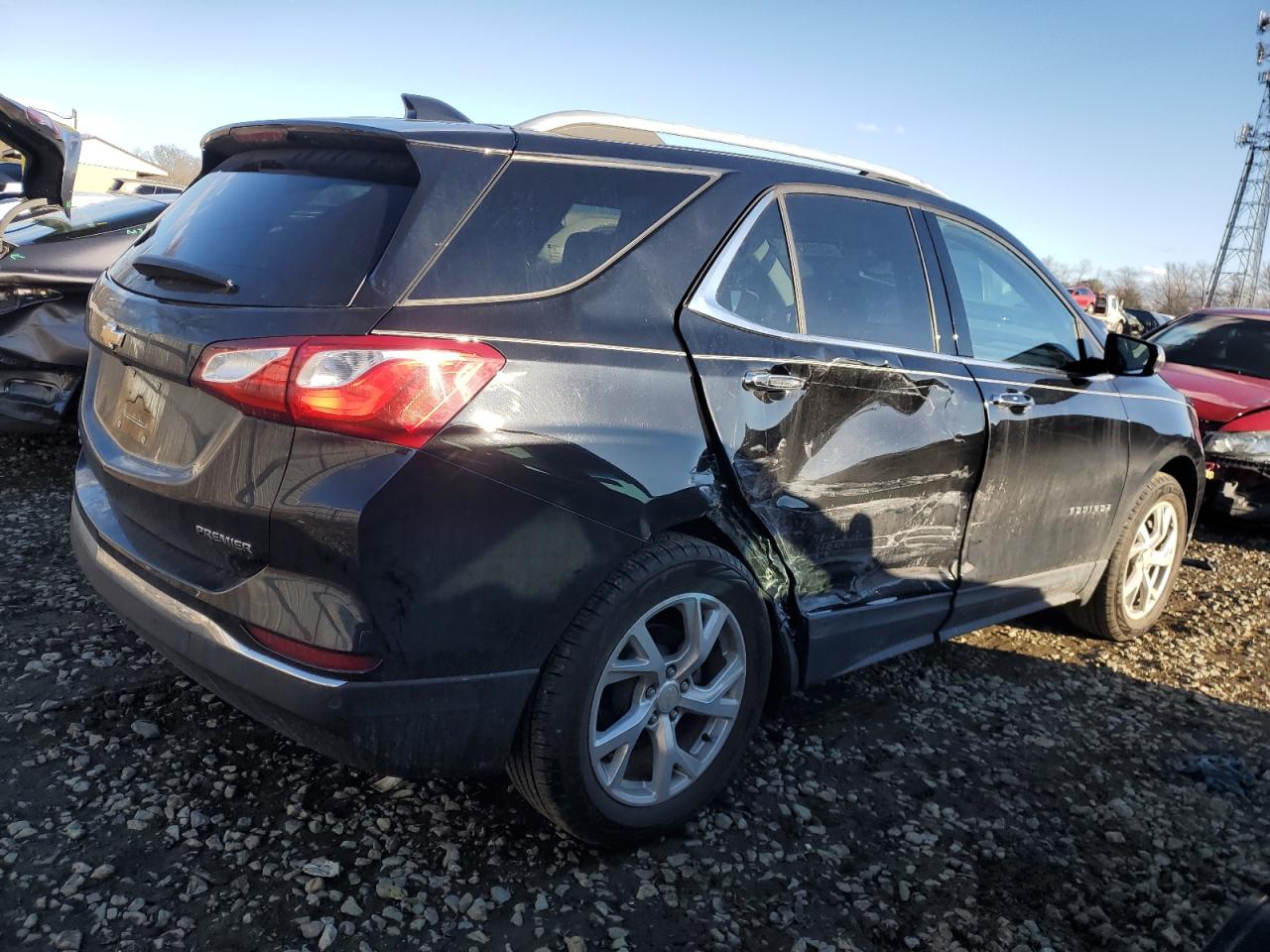 2020 Chevrolet Equinox VIN 2GNAXNEV5L6131669 Copart auction photo, side / front end damage thumbnail 3