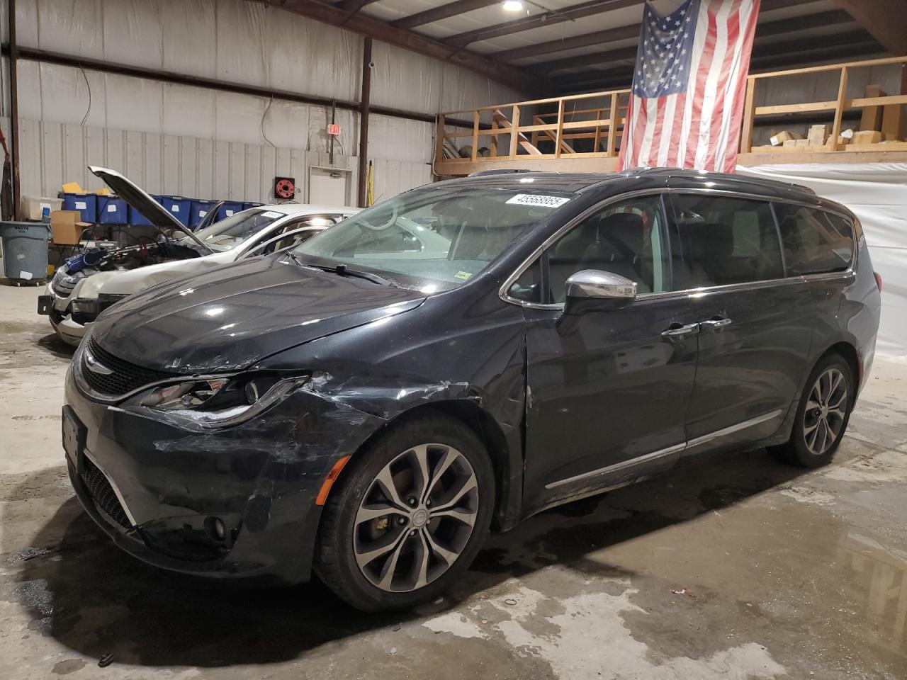 2017 Chrysler Pacifica VIN 2C4RC1GG2HR762674