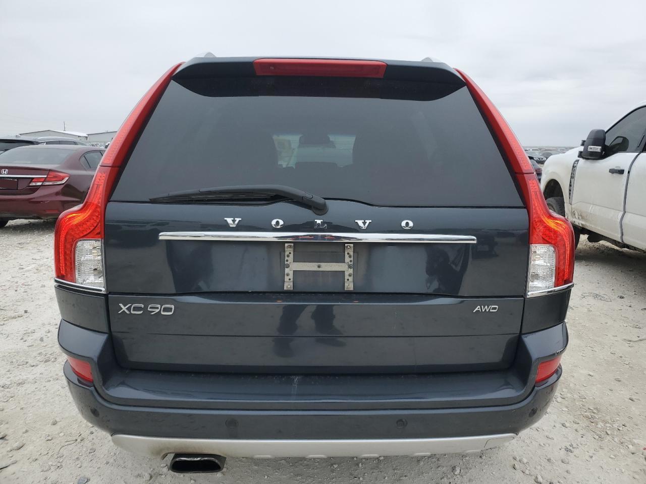 2014 Volvo XC90 VIN YV4952CZ9E1683927 Copart auction photo, front end / minor dent/scratches damage thumbnail 6