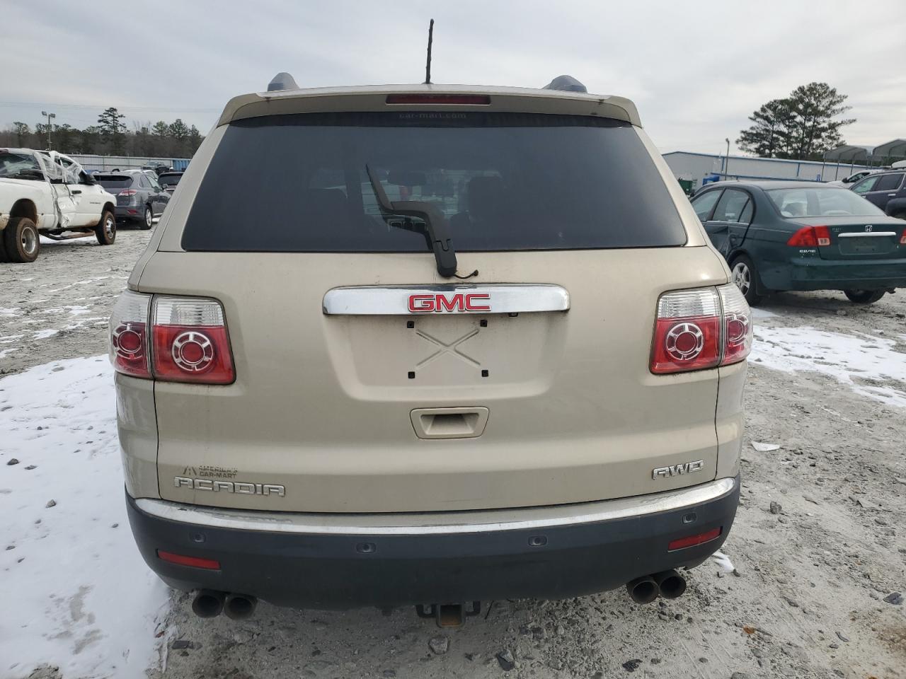 2010 GMC Acadia VIN 1GKLVMED3AJ236000 Copart auction photo, minor dent/scratches damage thumbnail 6