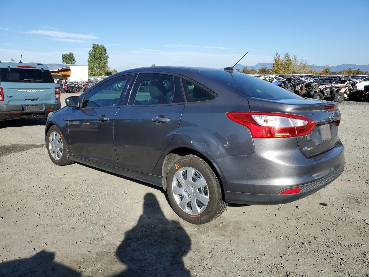 2012 Ford Focus VIN 1FAHP3F23CL235512 Copart auction photo, front end / side damage thumbnail 2