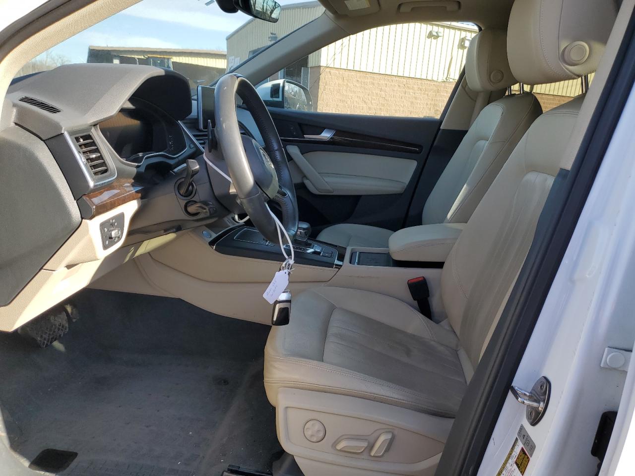 2019 Audi Q5 VIN WA1BNAFYXK2016611 Copart auction photo, front end / minor dent/scratches damage thumbnail 7
