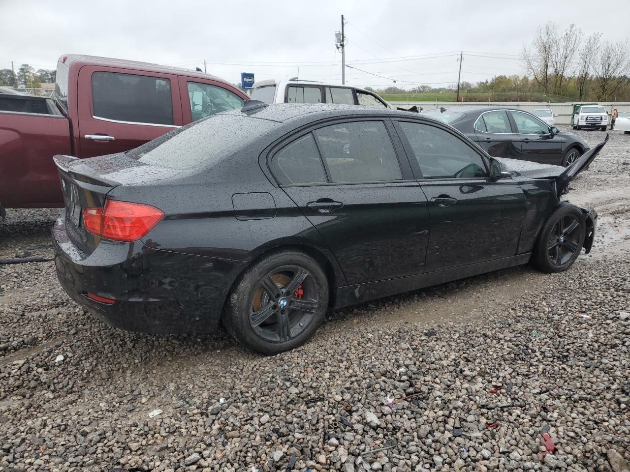 2014 BMW 3er VIN WBA3A5C5XEJ465155 Copart auction photo, front end damage thumbnail 3