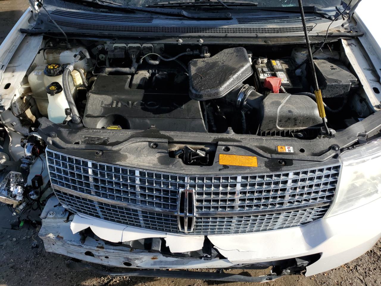 2010 Lincoln MKX VIN 2LMDJ8JC1ABJ31783 Copart auction photo, front end damage thumbnail 12