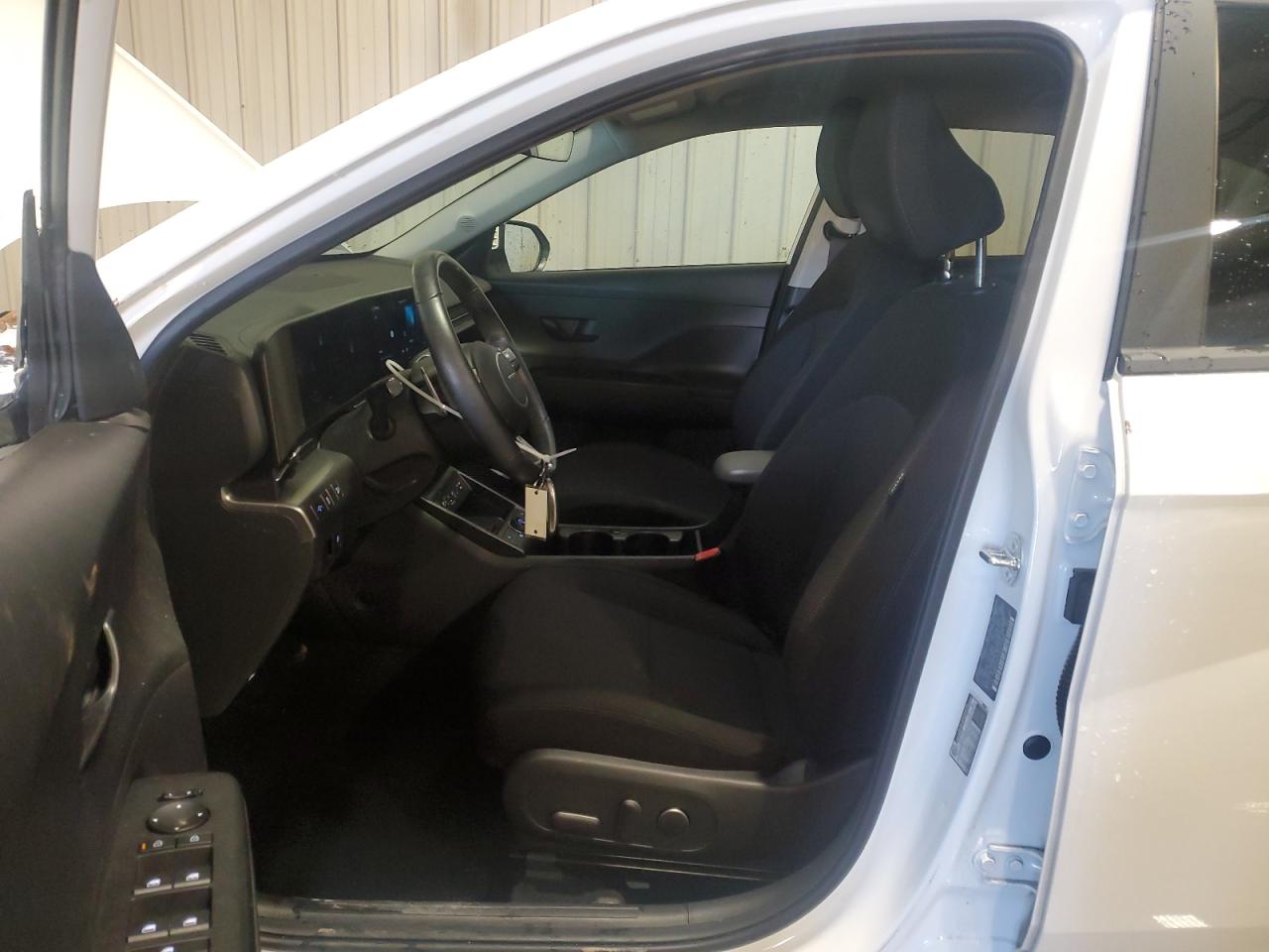 2024 Hyundai Kona VIN KM8HCCAB4RU073899 Copart auction photo, front end / side damage thumbnail 7