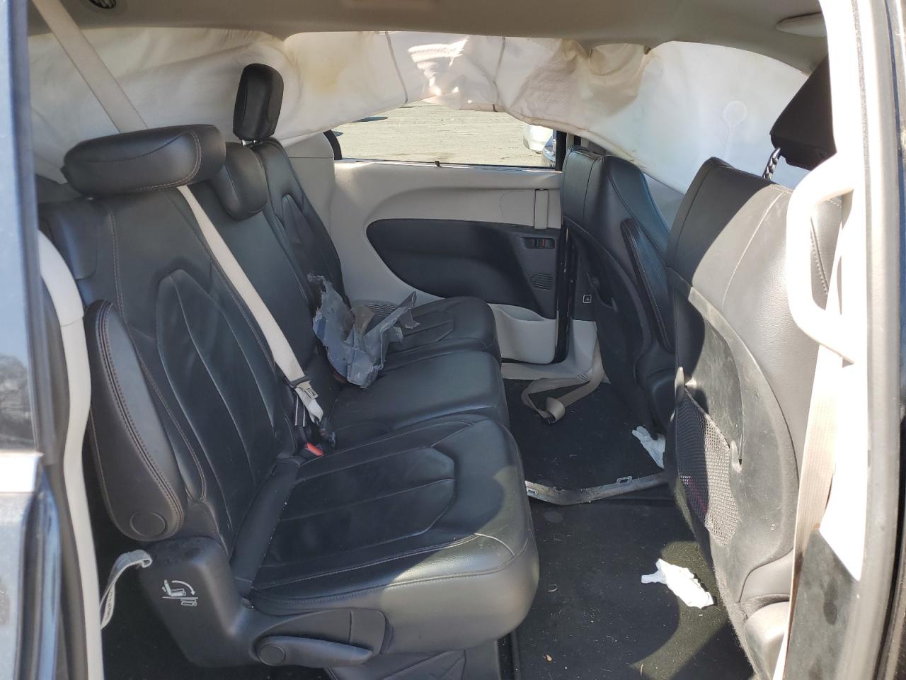 2017 Chrysler Pacifica VIN 2C4RC1BG4HR820971 Copart auction photo, front end / side damage thumbnail 11