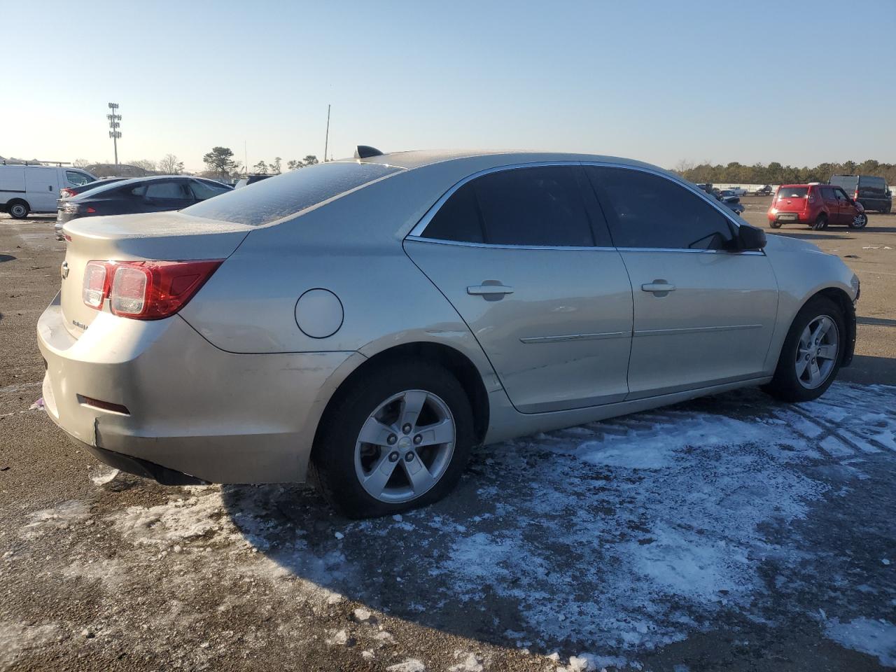 2014 Chevrolet Malibu VIN 1G11B5SL0EF119554 Copart auction photo, front end / minor dent/scratches damage thumbnail 3