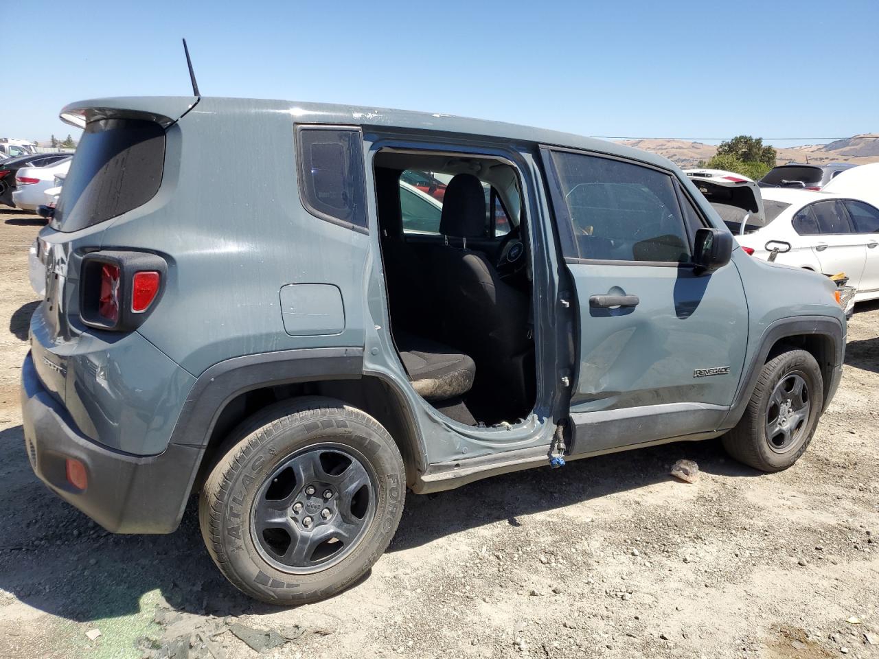 2018 Jeep Renegade VIN ZACCJAAB7JPG95833 Copart auction photo, side damage thumbnail 3