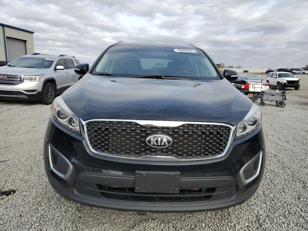 2017 KIA Sorento VIN 5XYPG4A38HG226464 Copart auction photo, mechanical / minor dent/scratches damage thumbnail 5