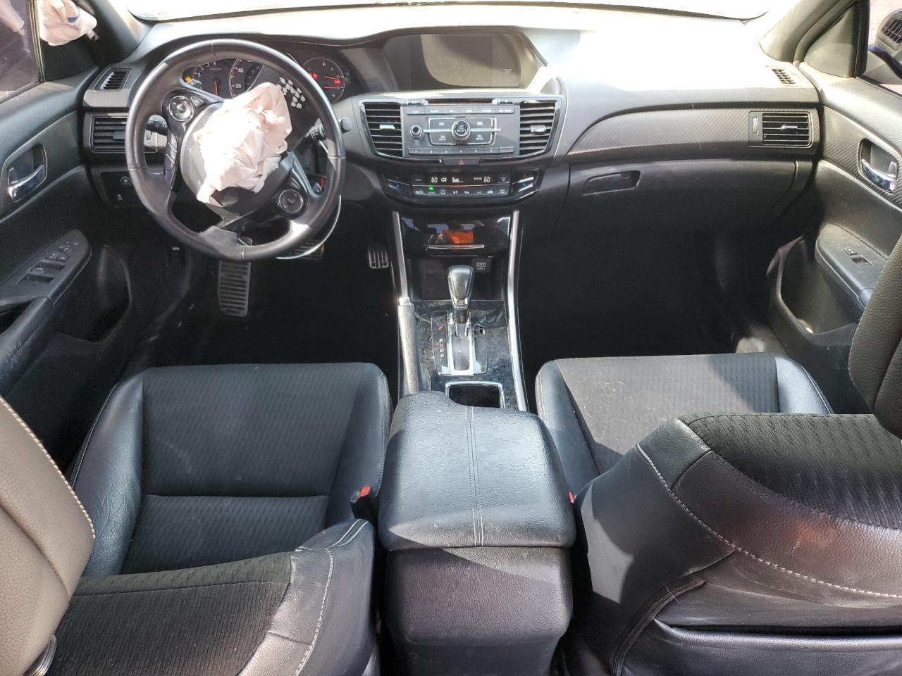 2017 Honda Accord VIN 1HGCR2F5XHA163442 Copart auction photo, front end damage thumbnail 8