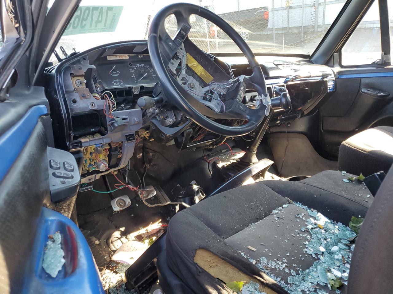 1996 Ford F-150 VIN 1FTEF14N8TLB78600 Copart auction photo, undercarriage / all over damage thumbnail 8
