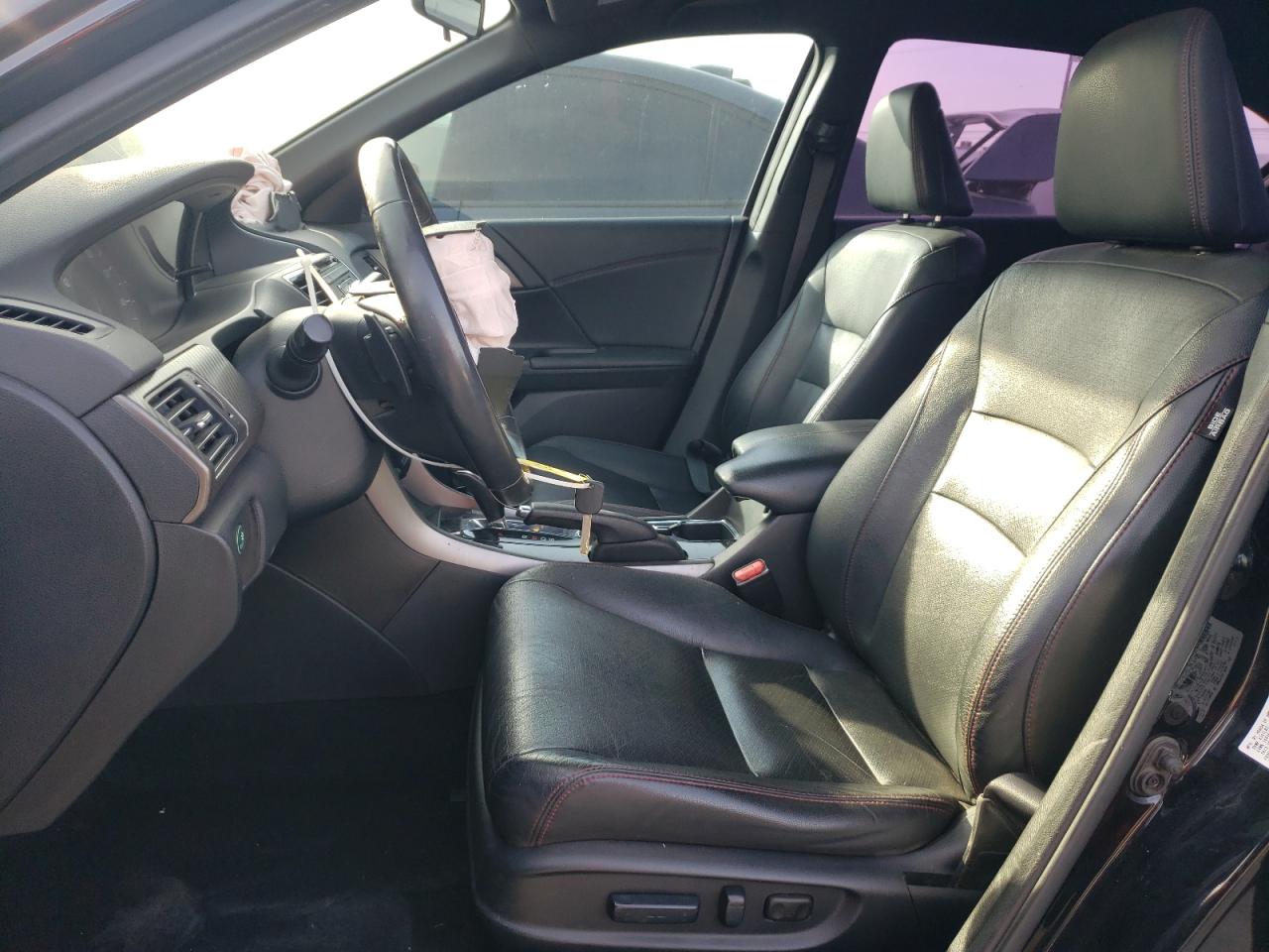2017 Honda Accord VIN 1HGCR2F10HA142600 Copart auction photo, front end / side damage thumbnail 7