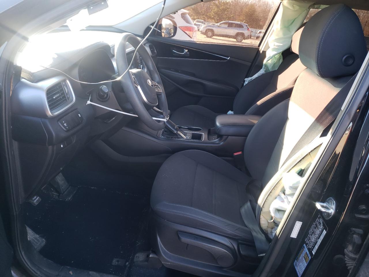2019 KIA Sorento VIN 5XYPG4A36KG587795 Copart auction photo, side damage thumbnail 7