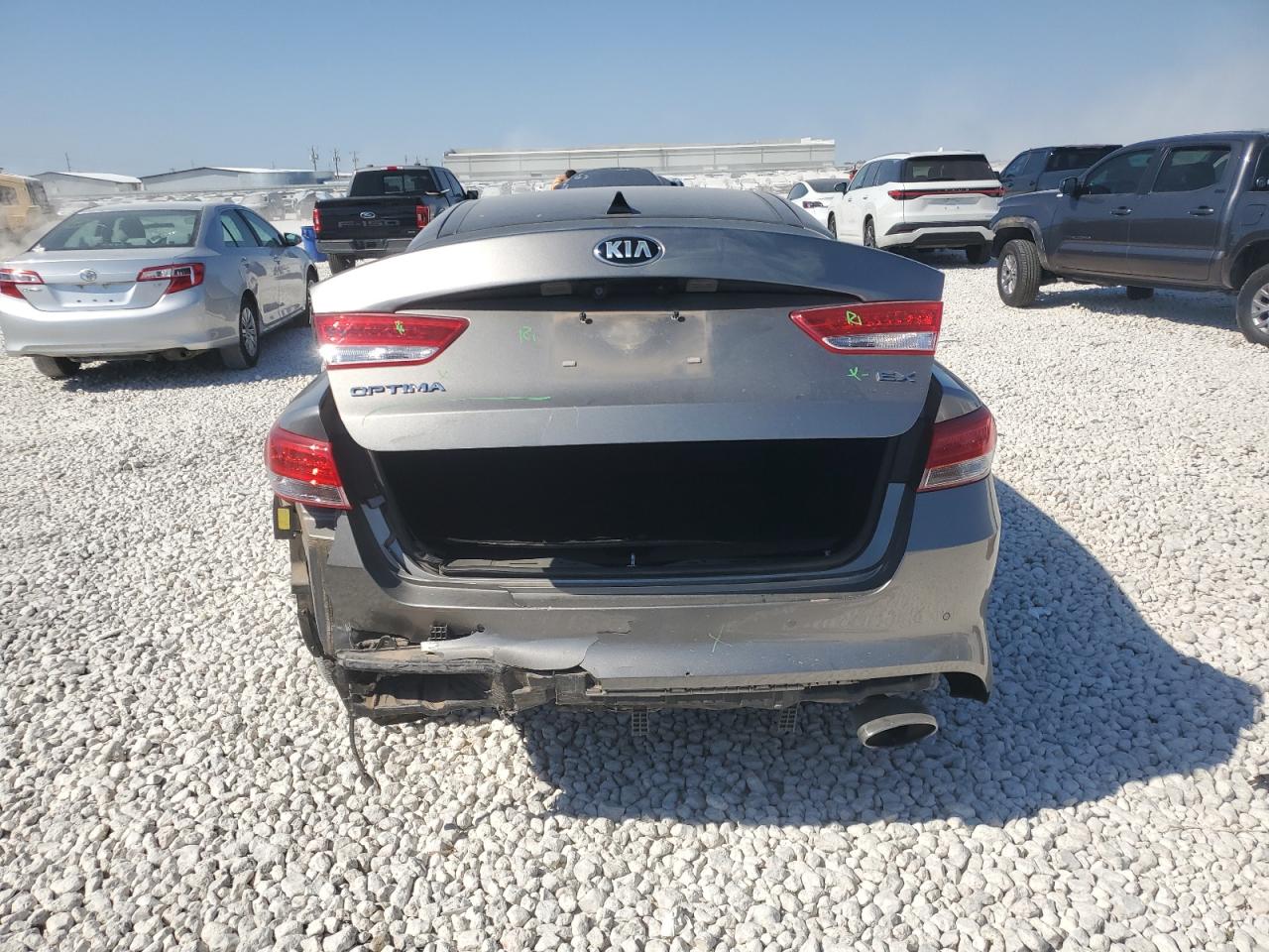 2018 KIA Optima VIN 5XXGU4L32JG184079 Copart auction photo, rear end damage thumbnail 6