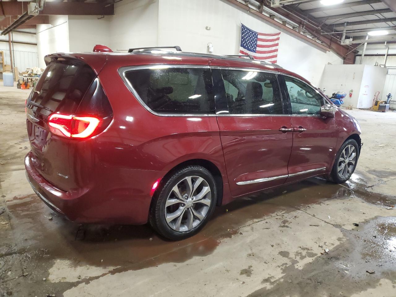 2019 Chrysler Pacifica VIN 2C4RC1GG3KR655575 Copart auction photo, front end damage thumbnail 3