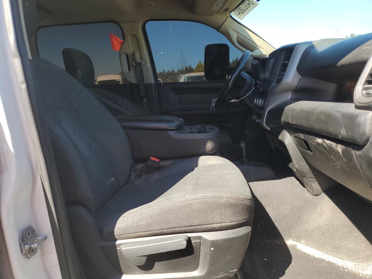 2019 RAM 3500 VIN 3C63R3GL7KG728909 Copart auction photo, front end damage thumbnail 5