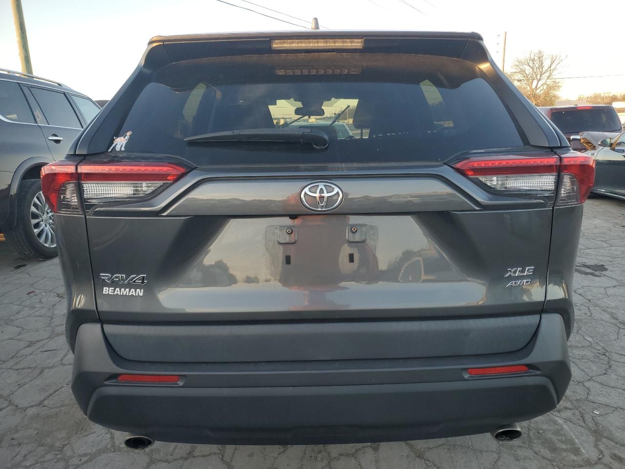 2020 Toyota RAV 4 VIN 2T3P1RFV9LC131724 Copart auction photo, front end damage thumbnail 6