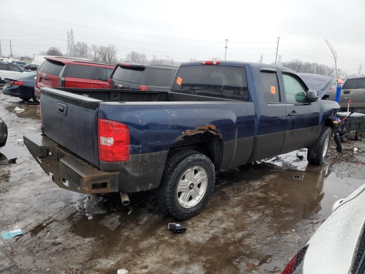 2009 Chevrolet Silverado VIN 1GCEK29069Z268963 Copart auction photo, front end damage thumbnail 3