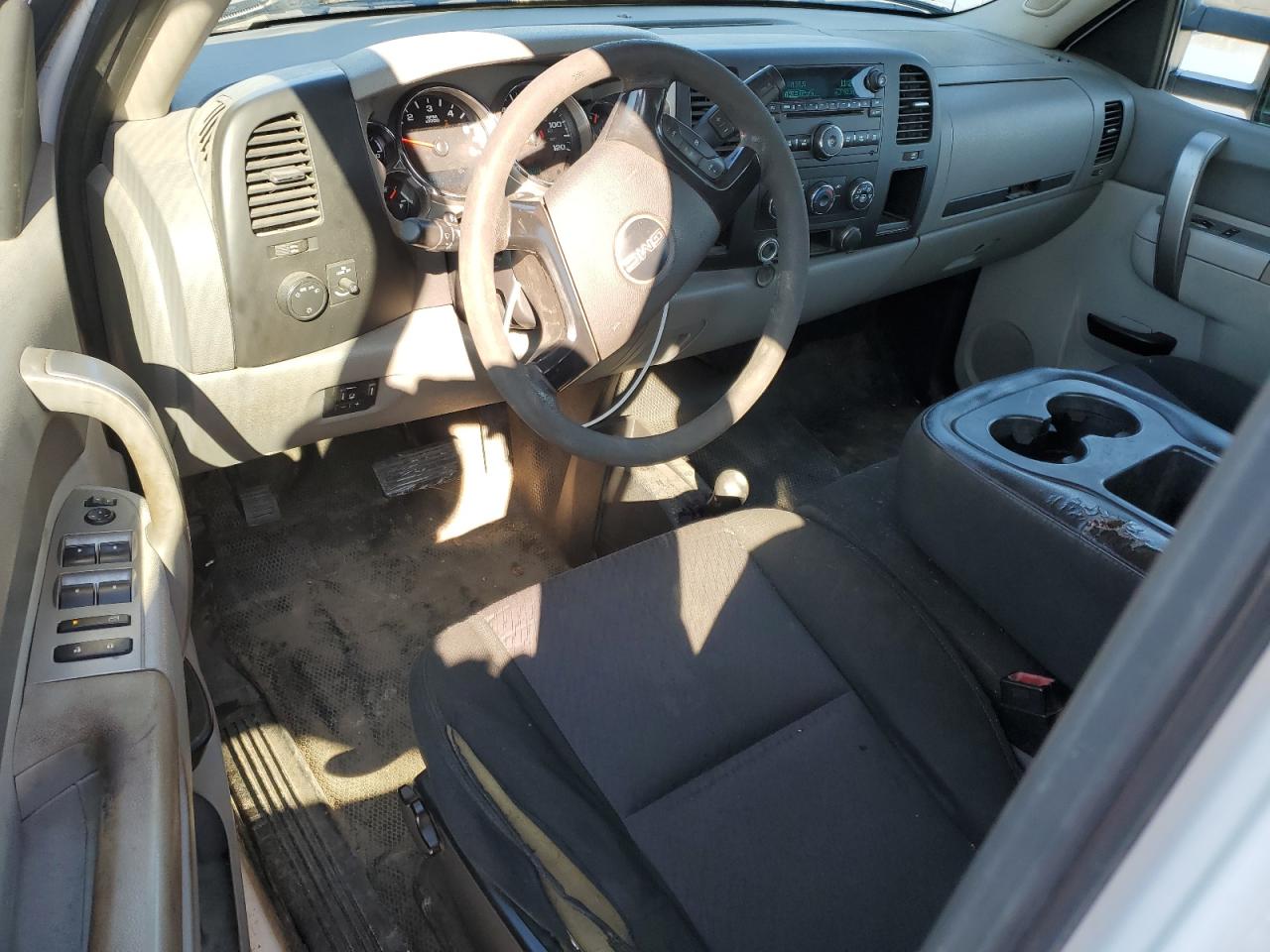 2011 GMC Sierra VIN 1GT12ZCG0BF263276 Copart auction photo, front end damage thumbnail 8