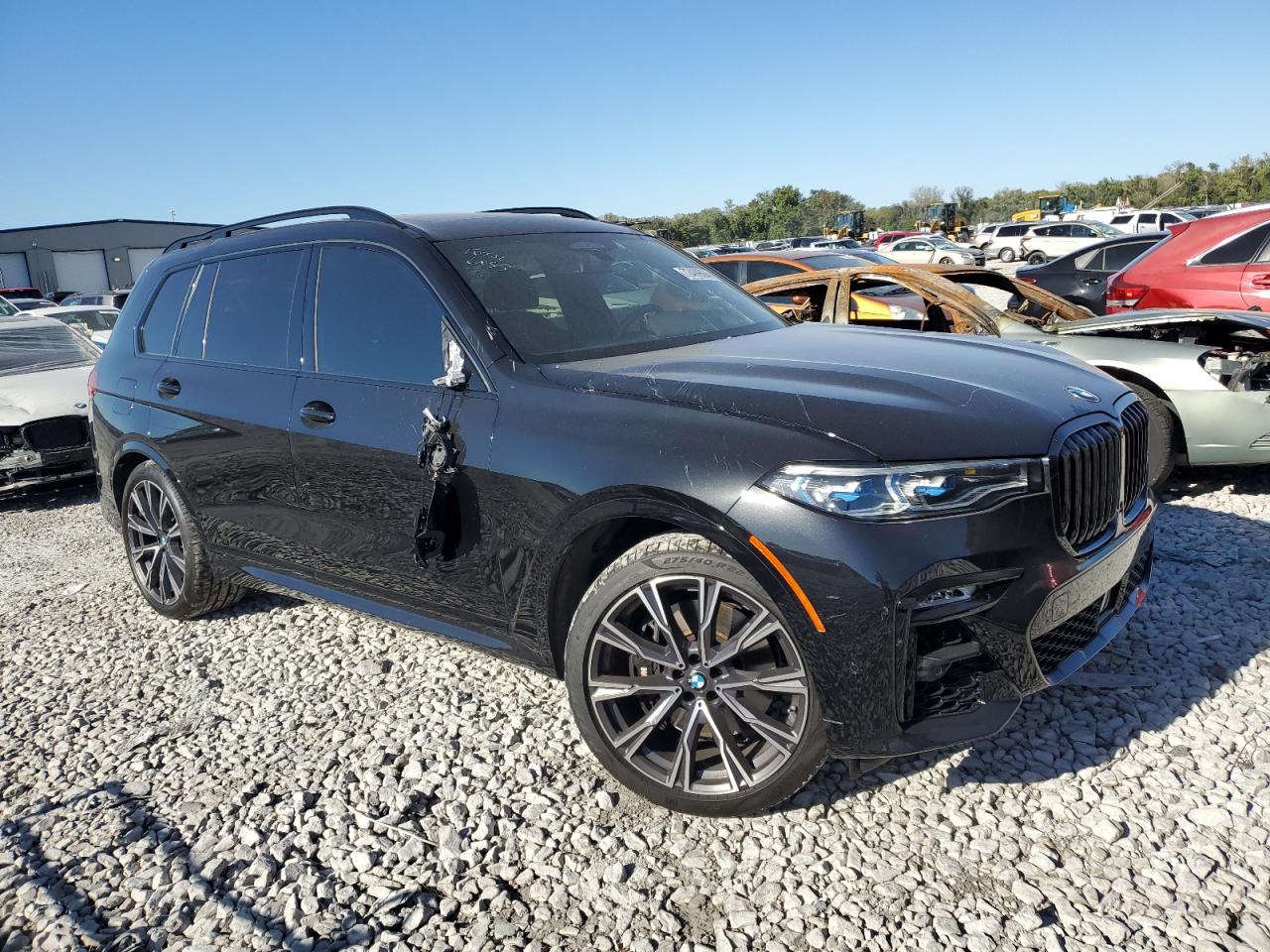 2022 BMW X7 VIN 5UXCX6C09N9L71084 Copart auction photo, side / top/roof damage thumbnail 4