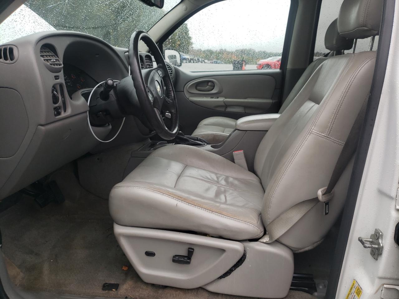 2008 Chevrolet TrailBlazer VIN 1GNDS13S082168856 Copart auction photo, frame damage / all over damage thumbnail 7