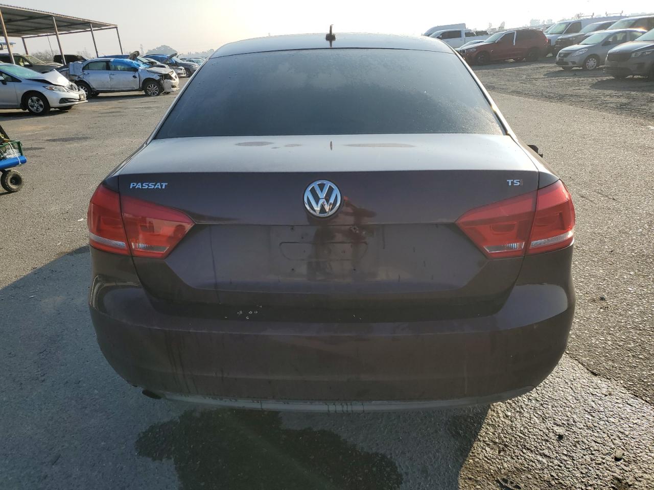 2014 Volkswagen Passat VIN 1VWAT7A36EC086320 Copart auction photo, all over damage thumbnail 6